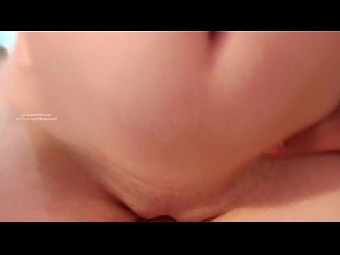 ❤️ අක්කගෙ කාමරේ නිදාගෙන එහෙමයි මට ඇහැරුනේ ☑ Fucking video si.wassell.ru ❤